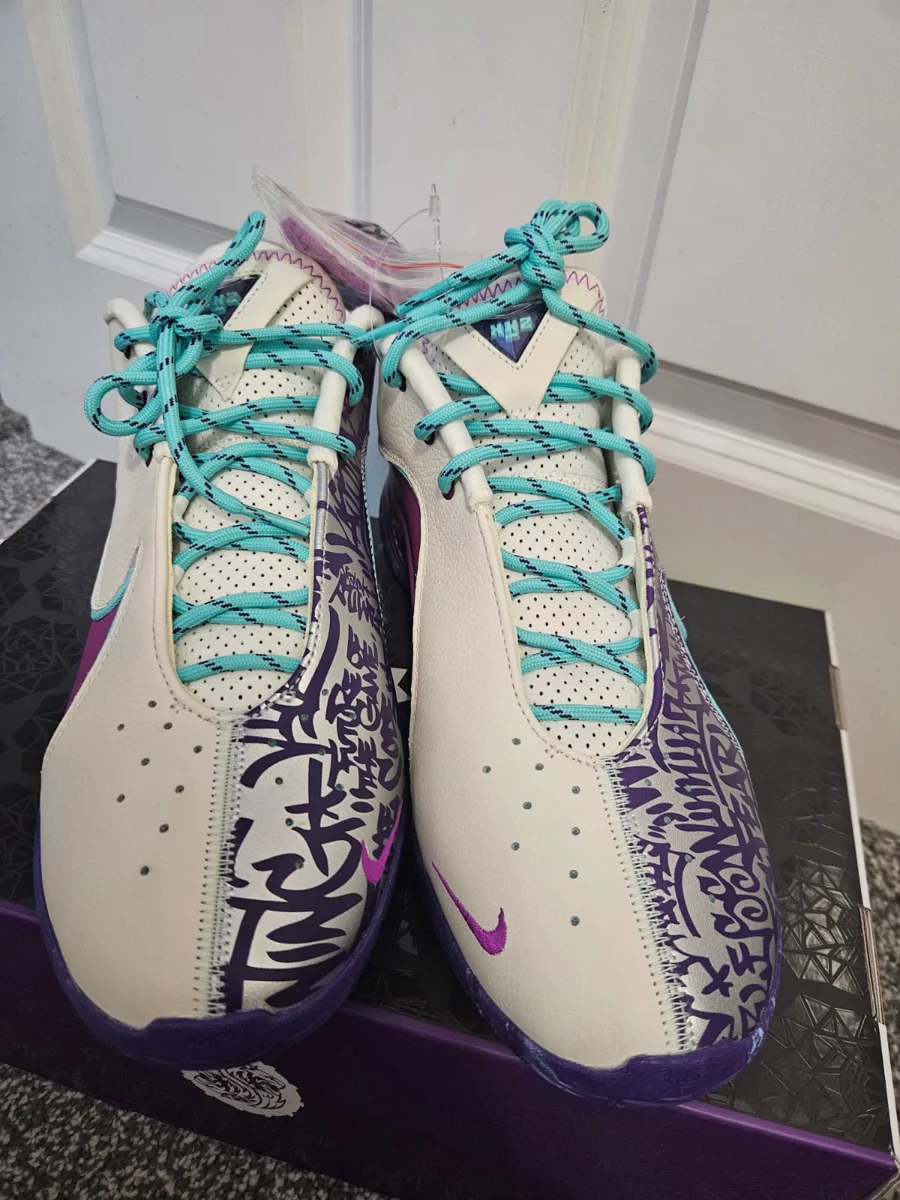 Nike Lebron XXII "Frozen Grapes"