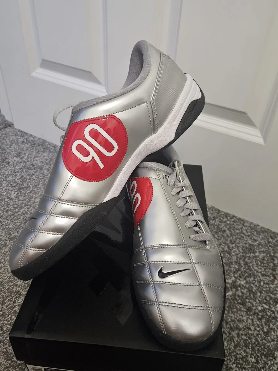 Nike Total 90 SP